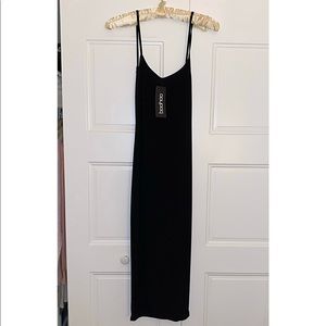 *SOLD* NWT Black midi dress by Boohoo